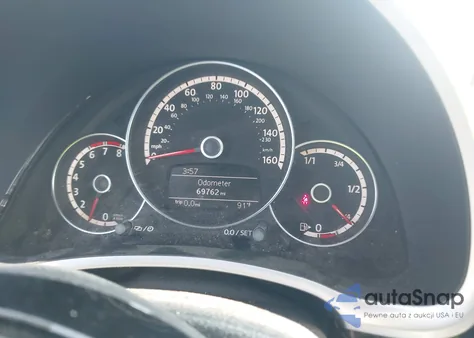 2013 Volkswagen Beetle 2.5L from USA, damaged, VIN 3VWHX7AT0DM635445